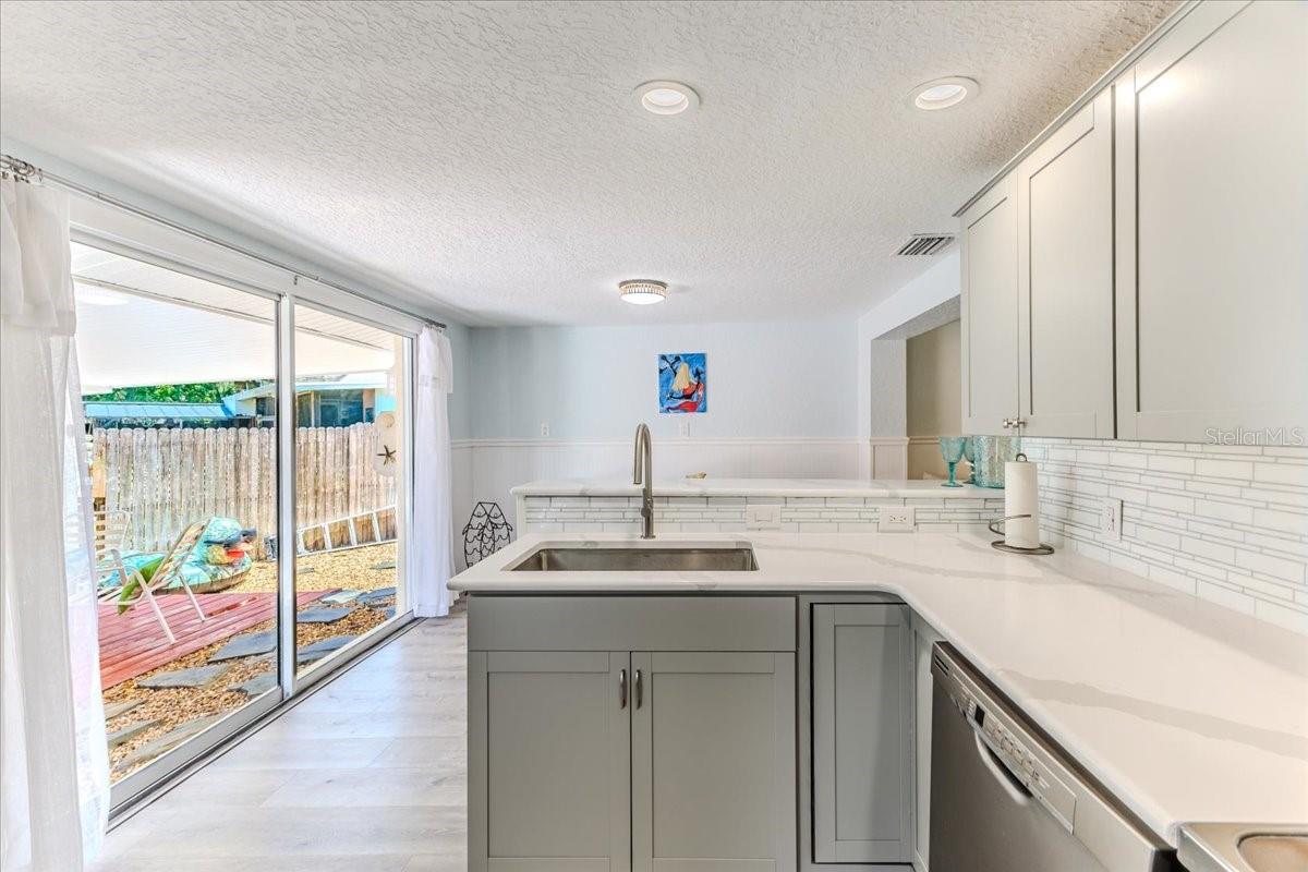 WEEKI WACHEE GARDENS - Residential