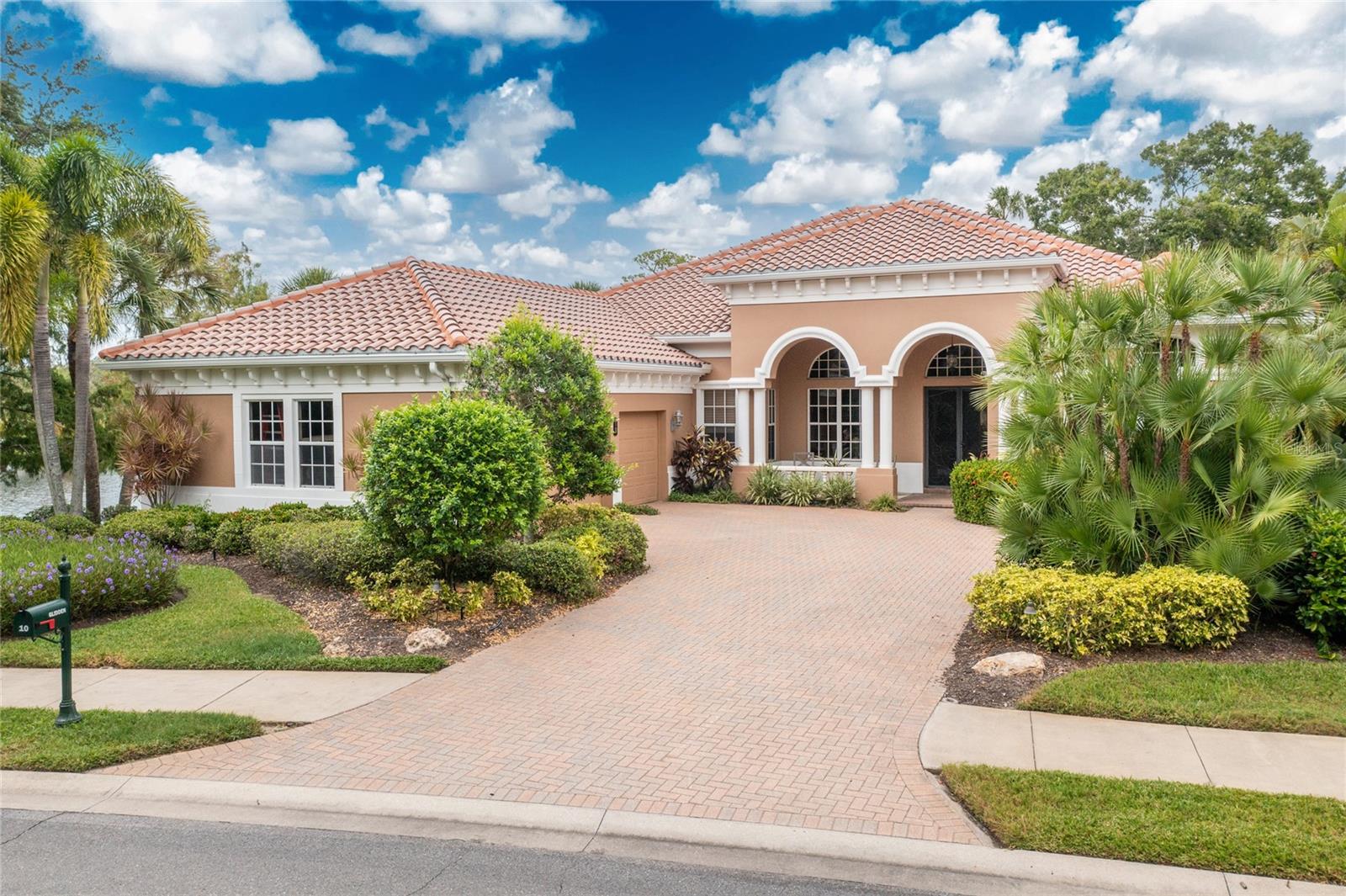 BOCA ROYALE - Residential