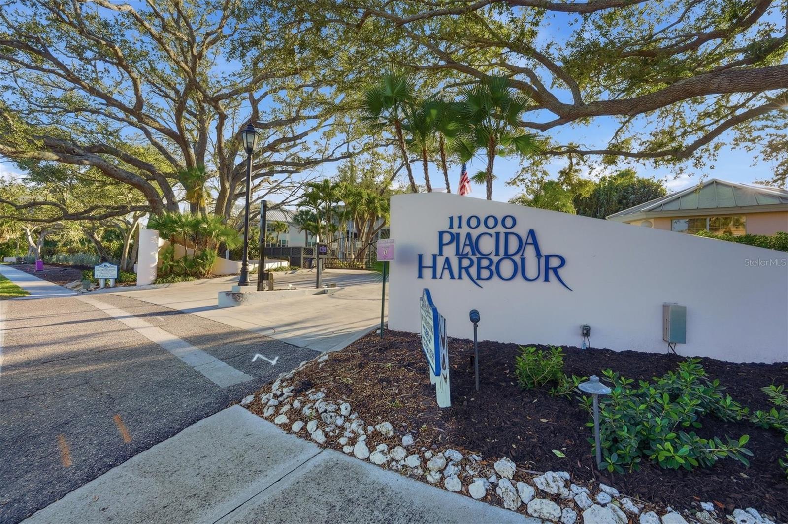 PLACIDA HARBOUR SEC 02 BLDG 25 - Residential