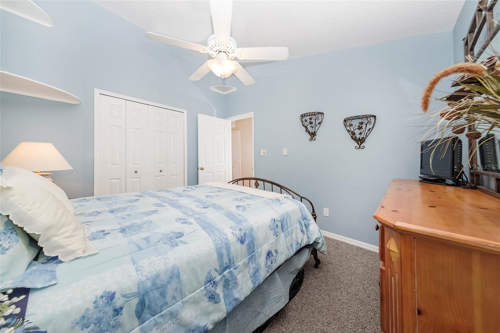 CHASE GROVES UNIT 5B - Residential