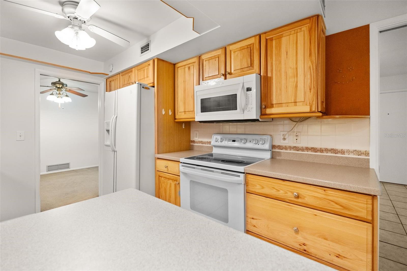 DOUGLAS MANOR PARK 1ST ADD - Residential