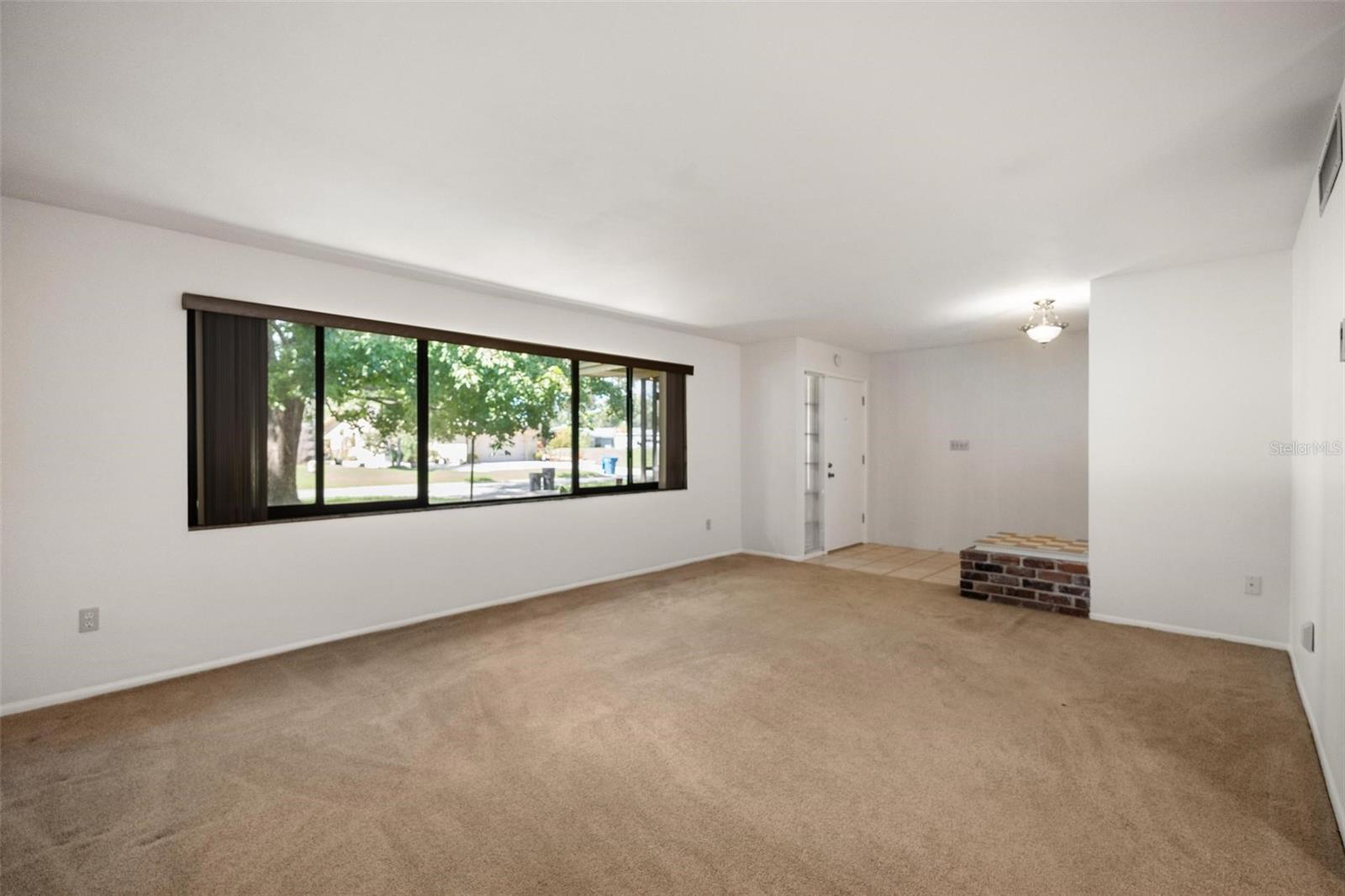 DOUGLAS MANOR PARK 1ST ADD - Residential