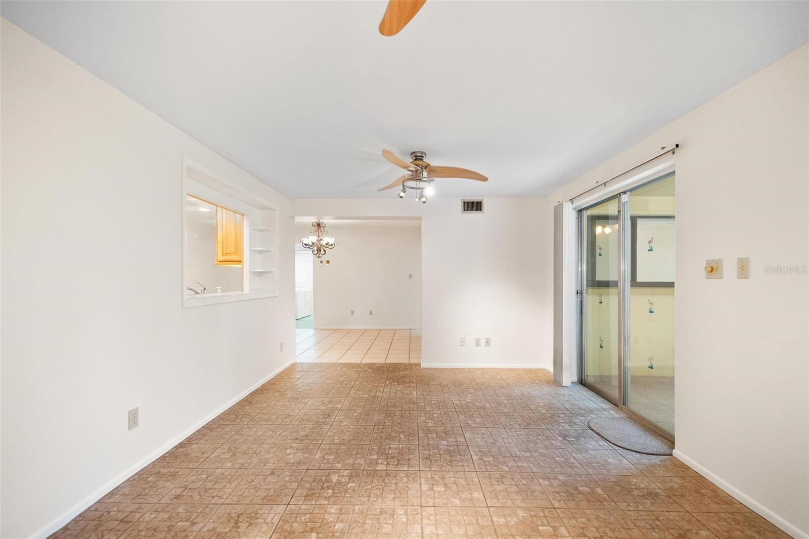 DOUGLAS MANOR PARK 1ST ADD - Residential