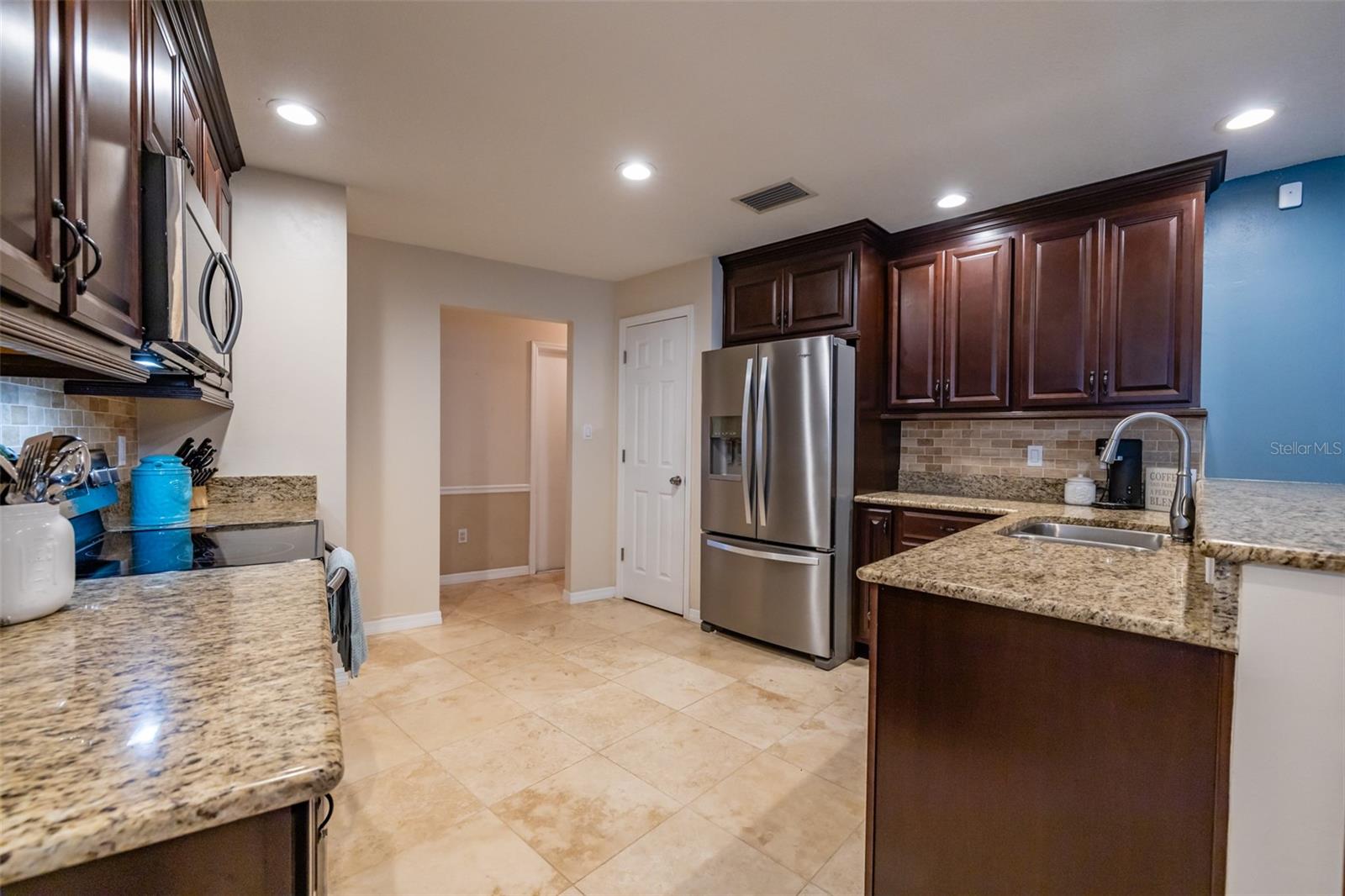 LAKEVIEW VILLAGE SEC B UNI - Residential