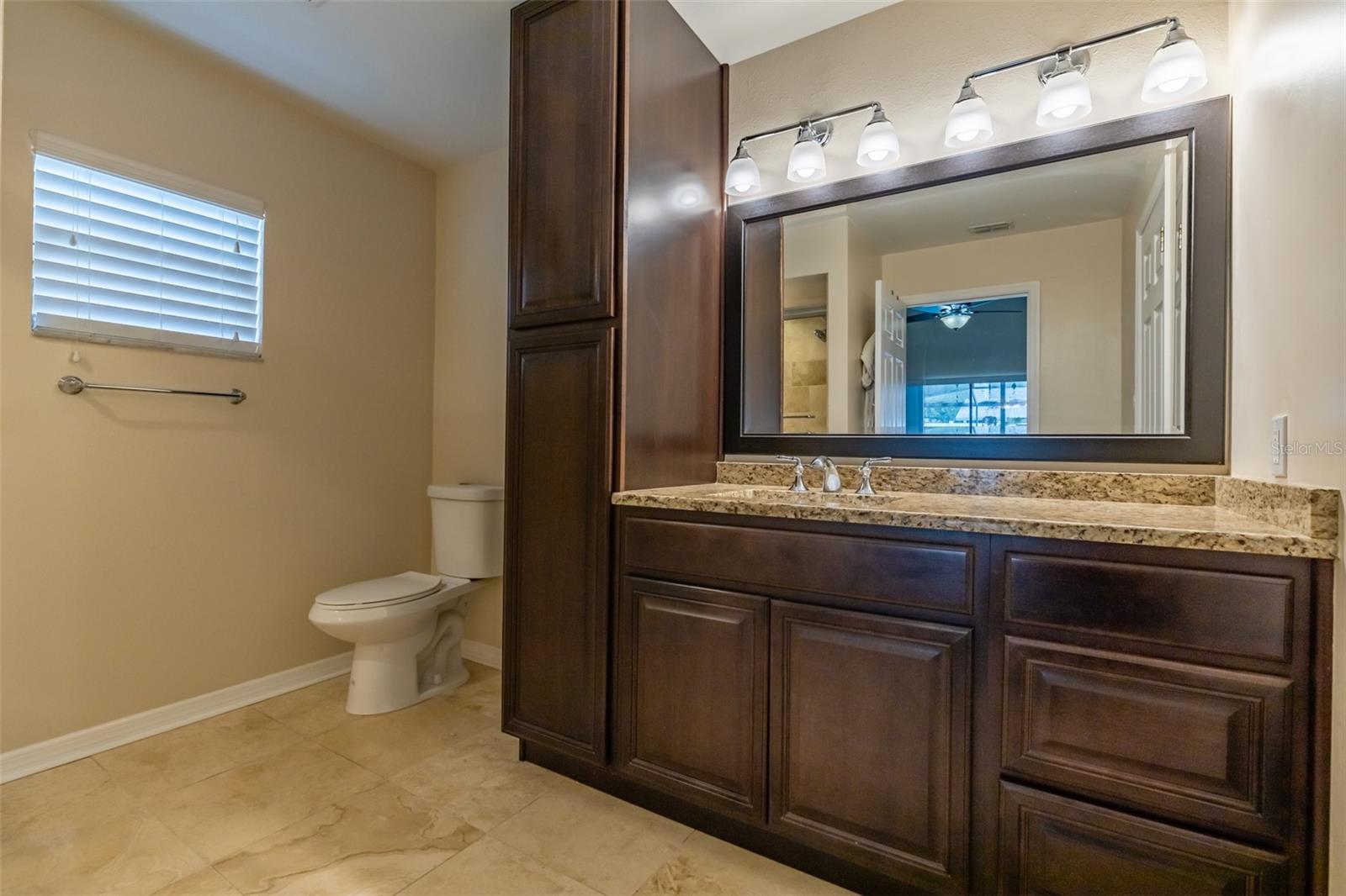 LAKEVIEW VILLAGE SEC B UNI - Residential