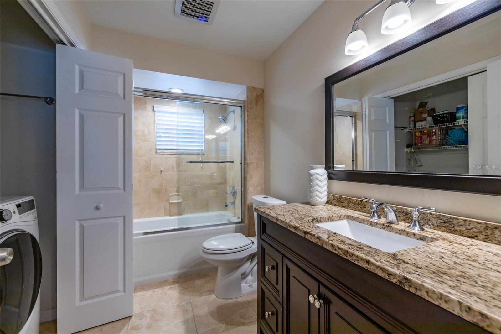 LAKEVIEW VILLAGE SEC B UNI - Residential