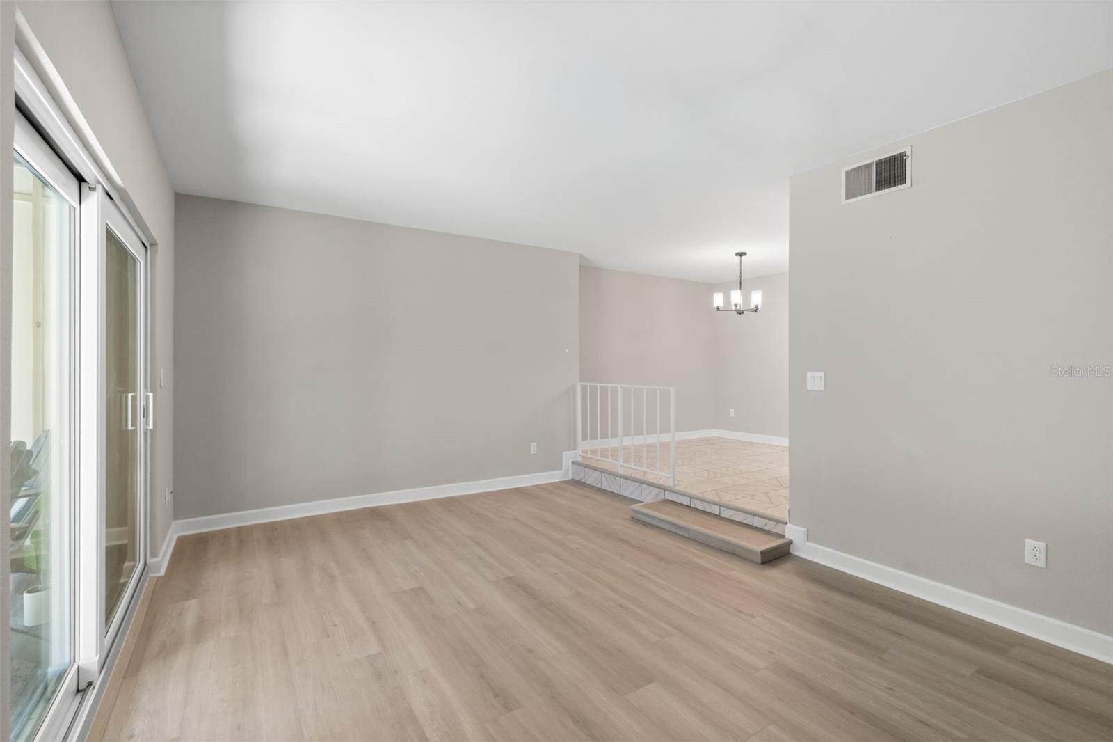 LA COSTA BRAVA CONDO 1 - Residential