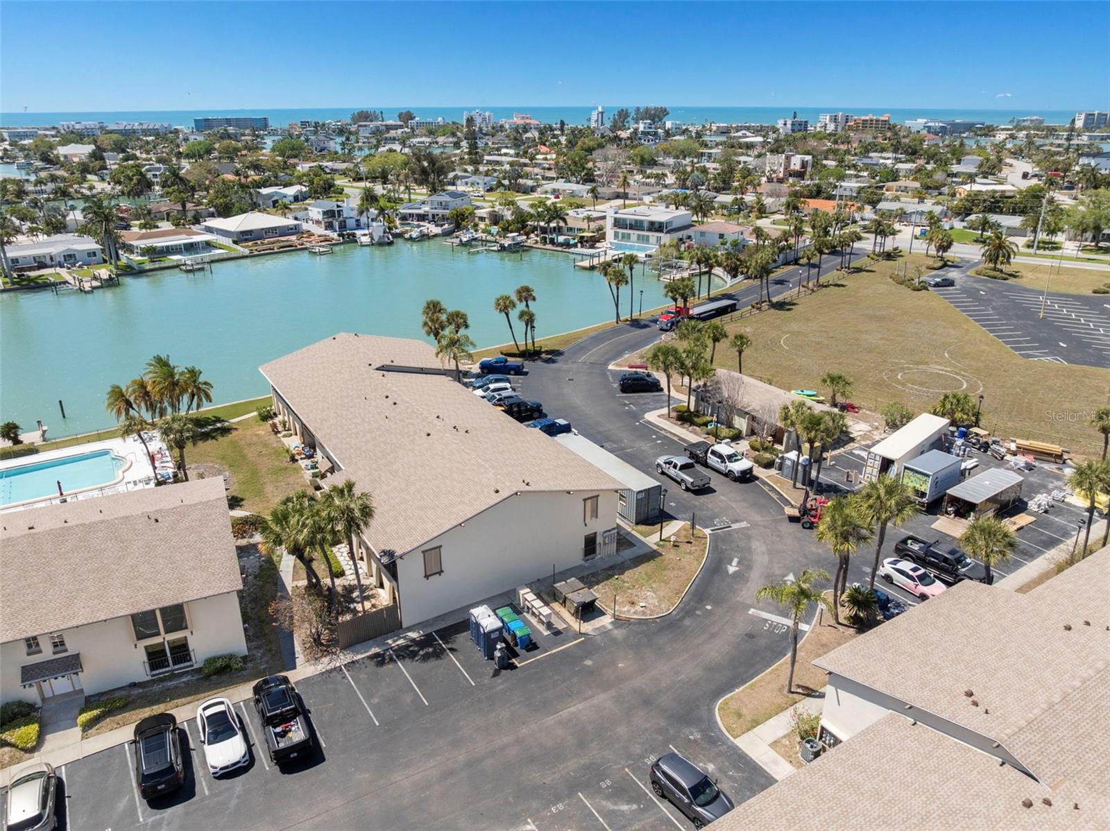 LA COSTA BRAVA CONDO 1 - Residential