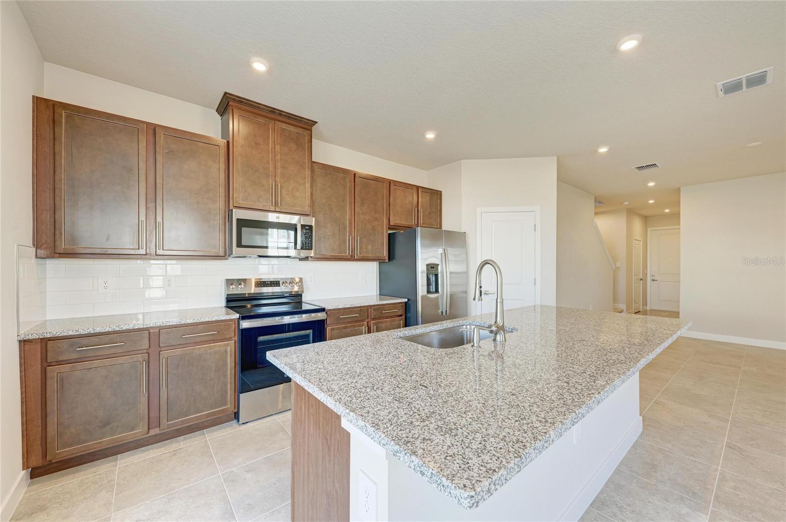 LAKEWOOD CENTRE PRCL Y - Residential