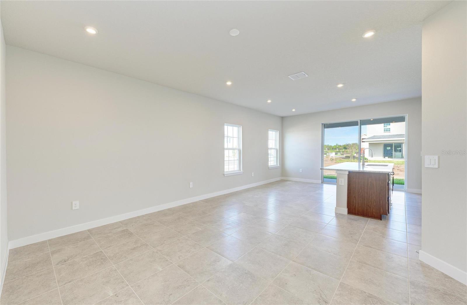 LAKEWOOD CENTRE PRCL Y - Residential