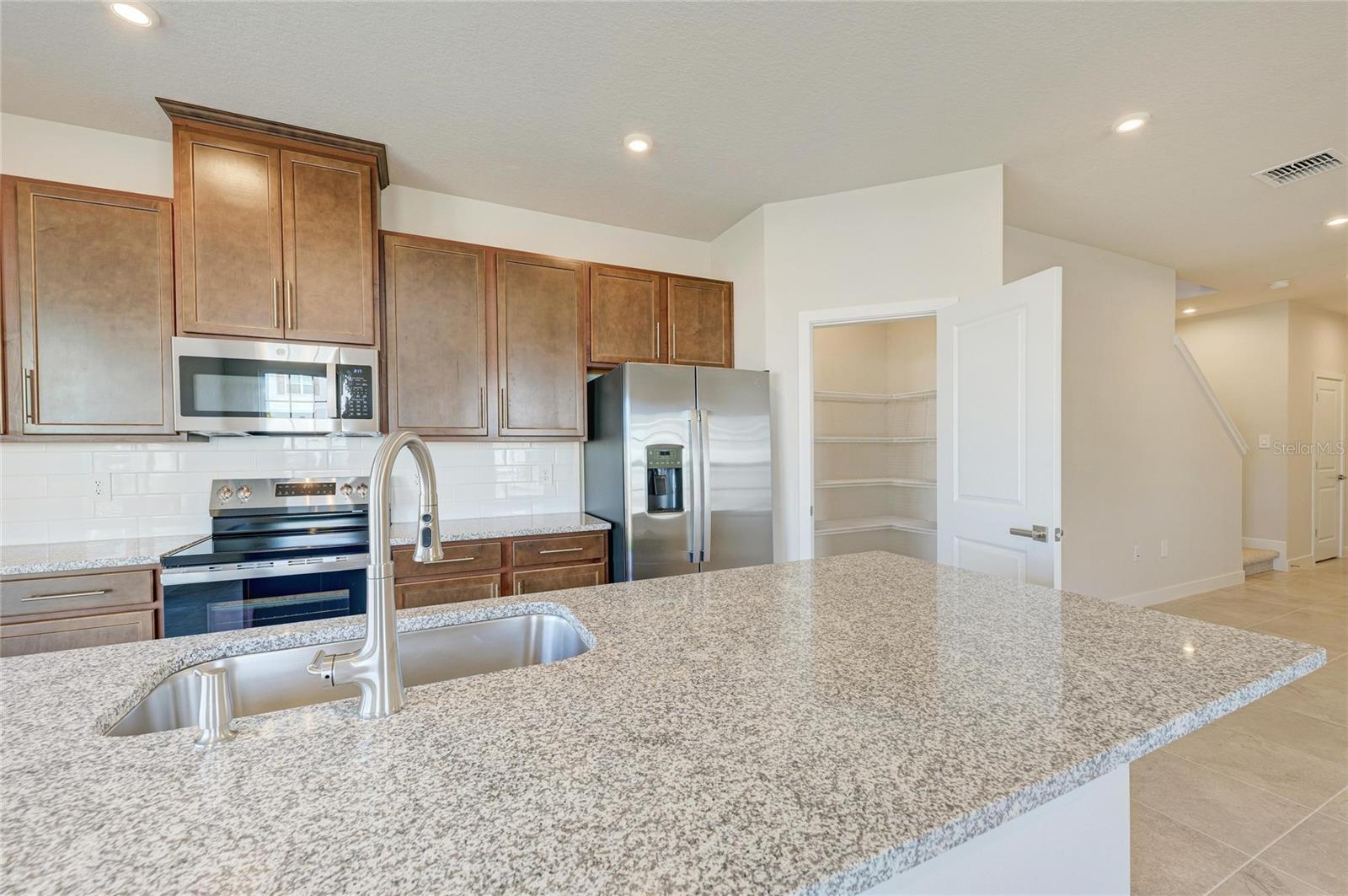 LAKEWOOD CENTRE PRCL Y - Residential