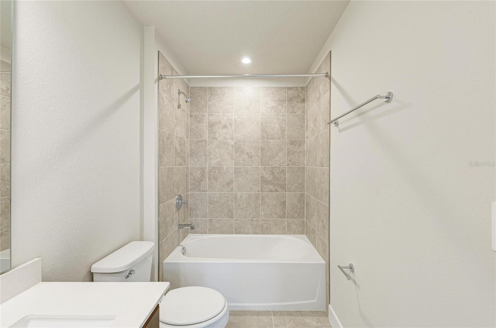 LAKEWOOD CENTRE PRCL Y - Residential