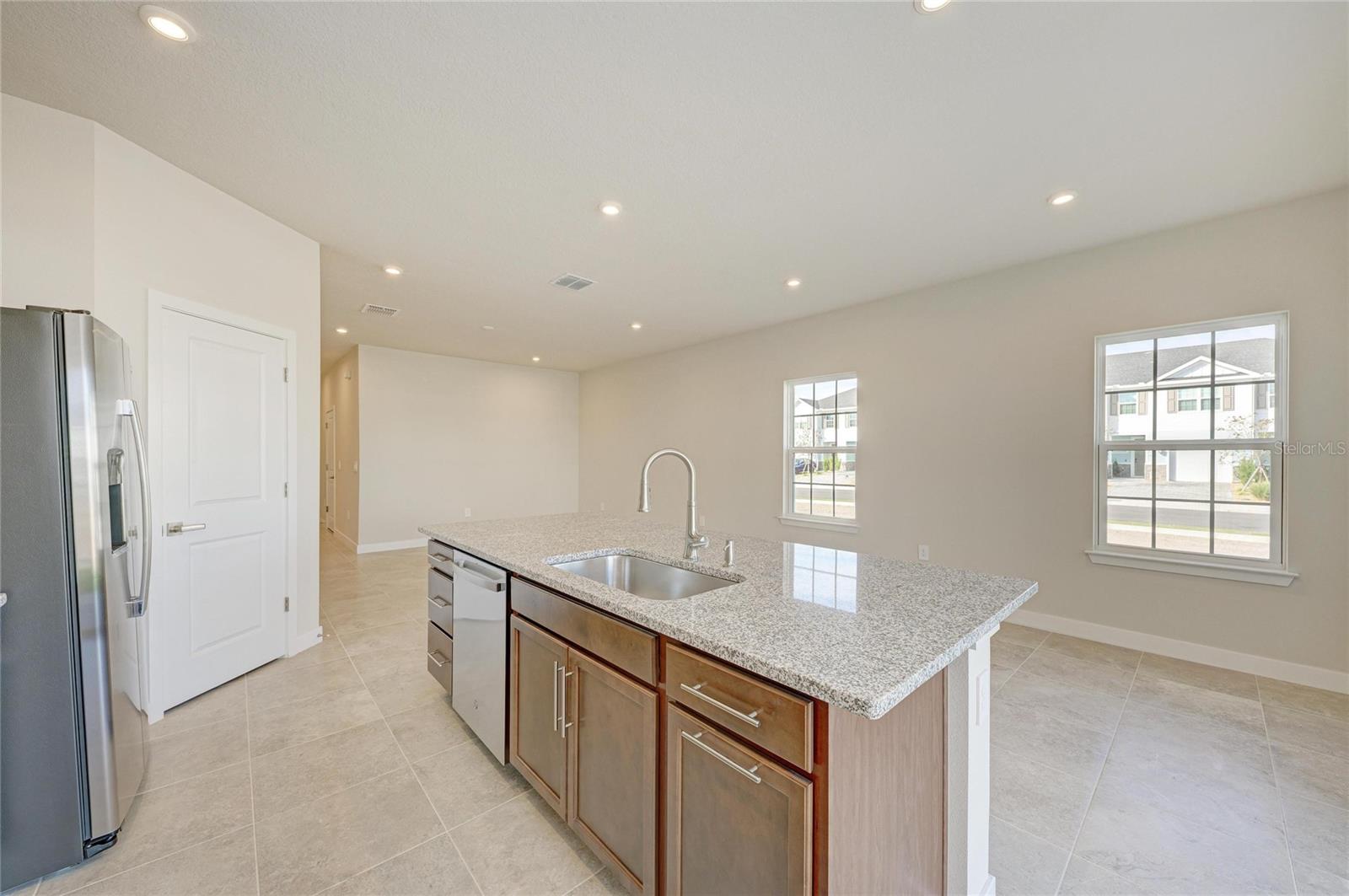 LAKEWOOD CENTRE PRCL Y - Residential