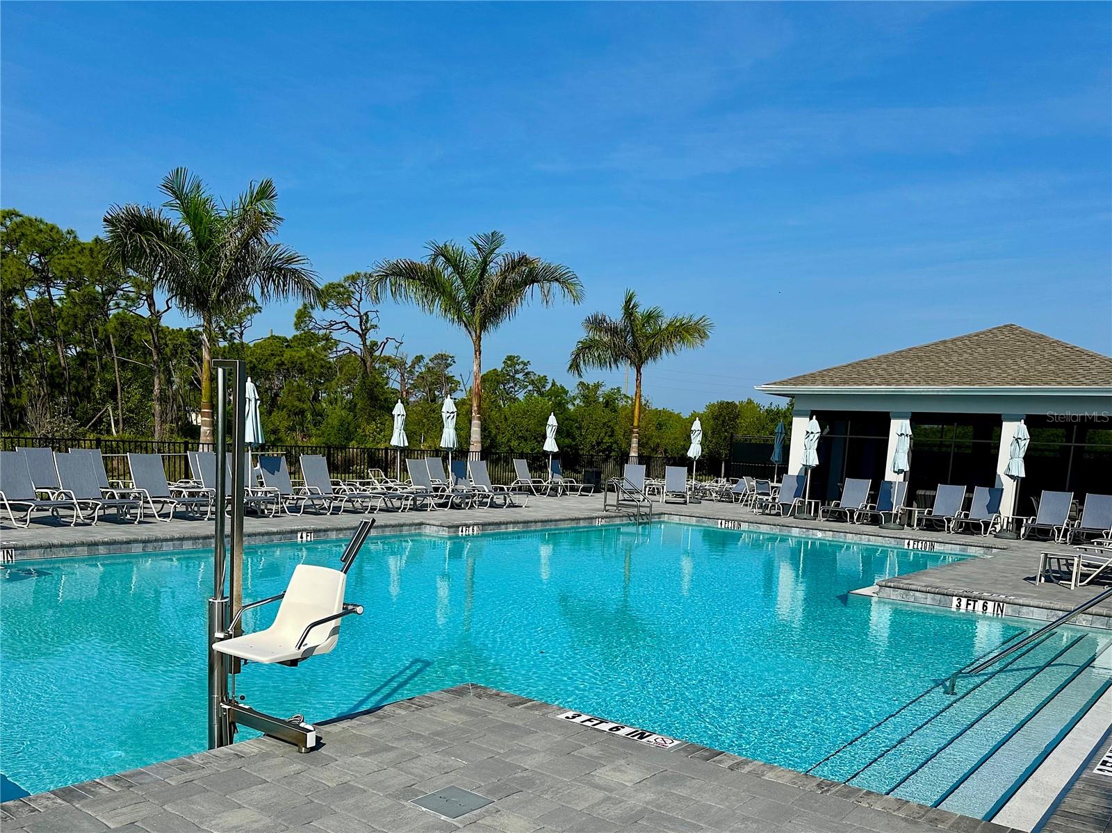 PALM LAKE AT COCO BAY - Residential
