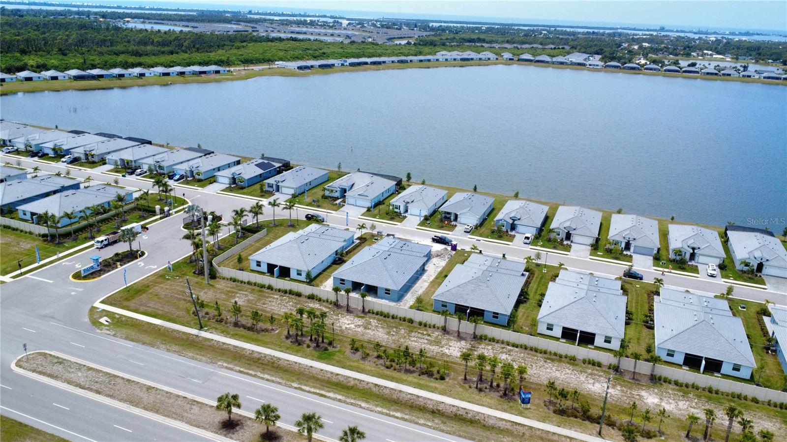 PALM LAKE AT COCO BAY - Residential