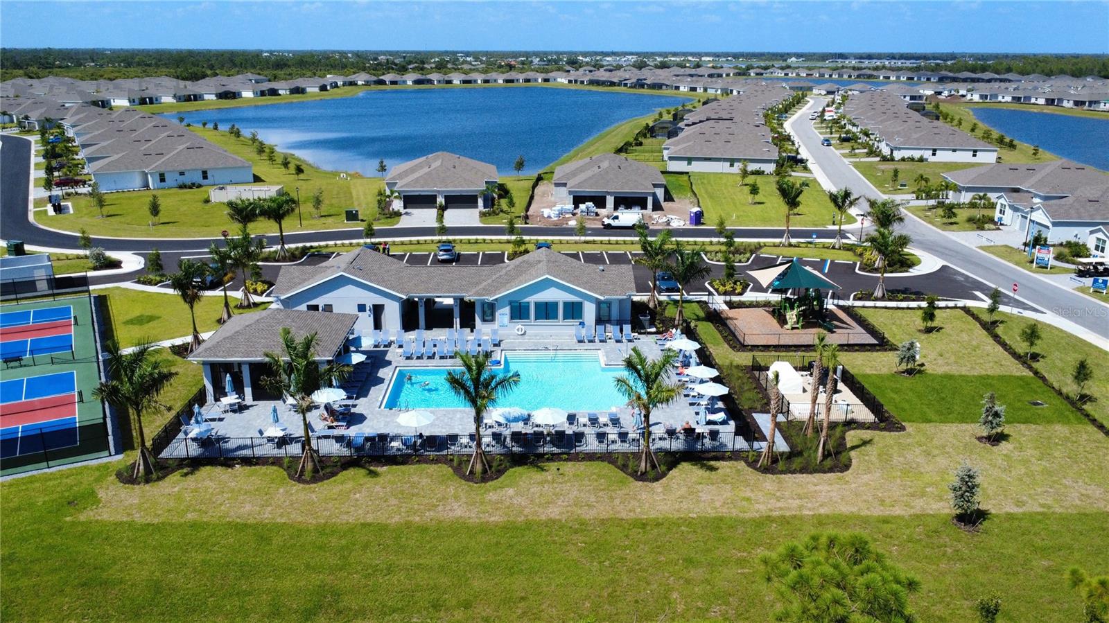 PALM LAKE AT COCO BAY - Residential