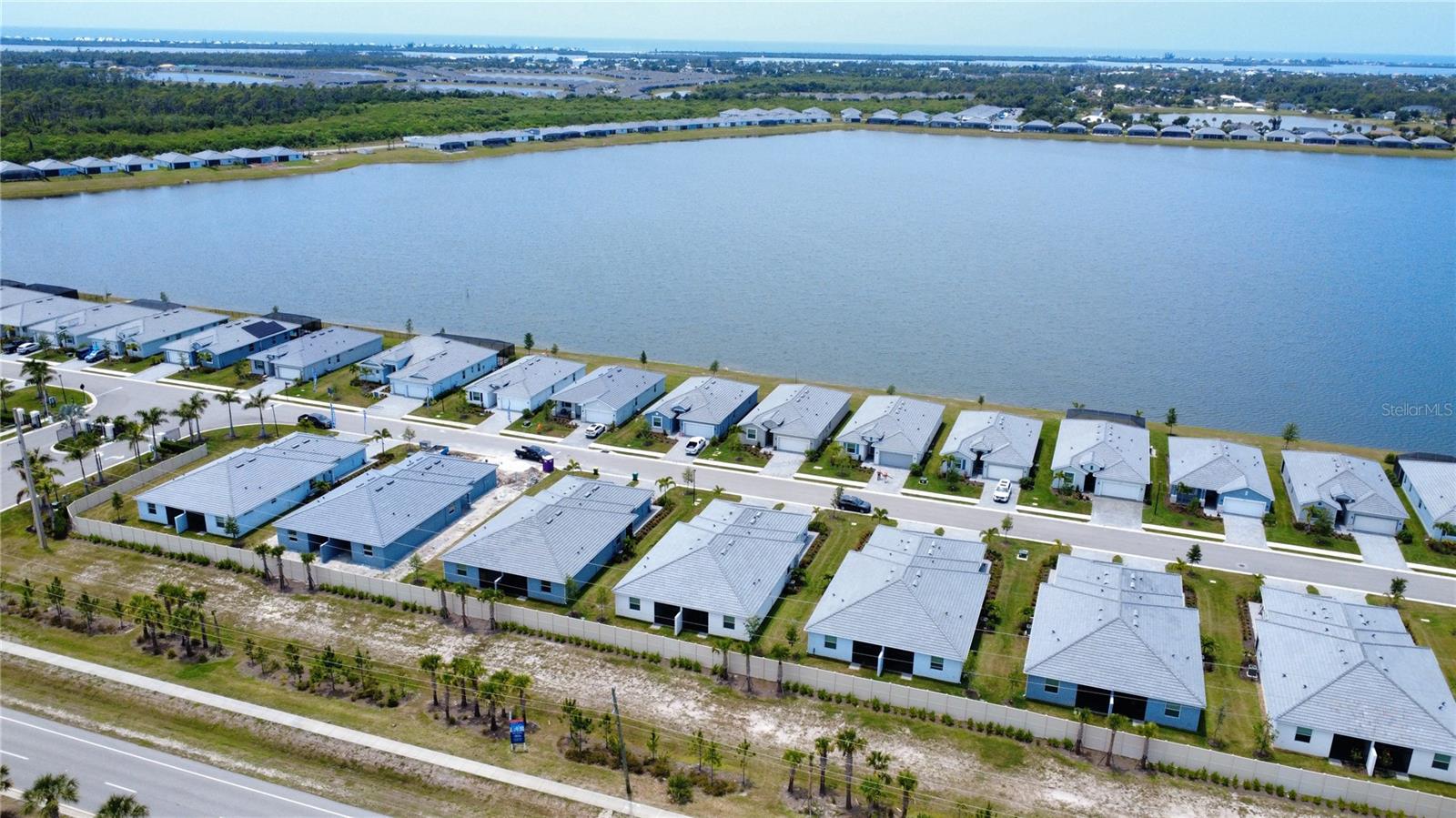 PALM LAKE AT COCO BAY - Residential