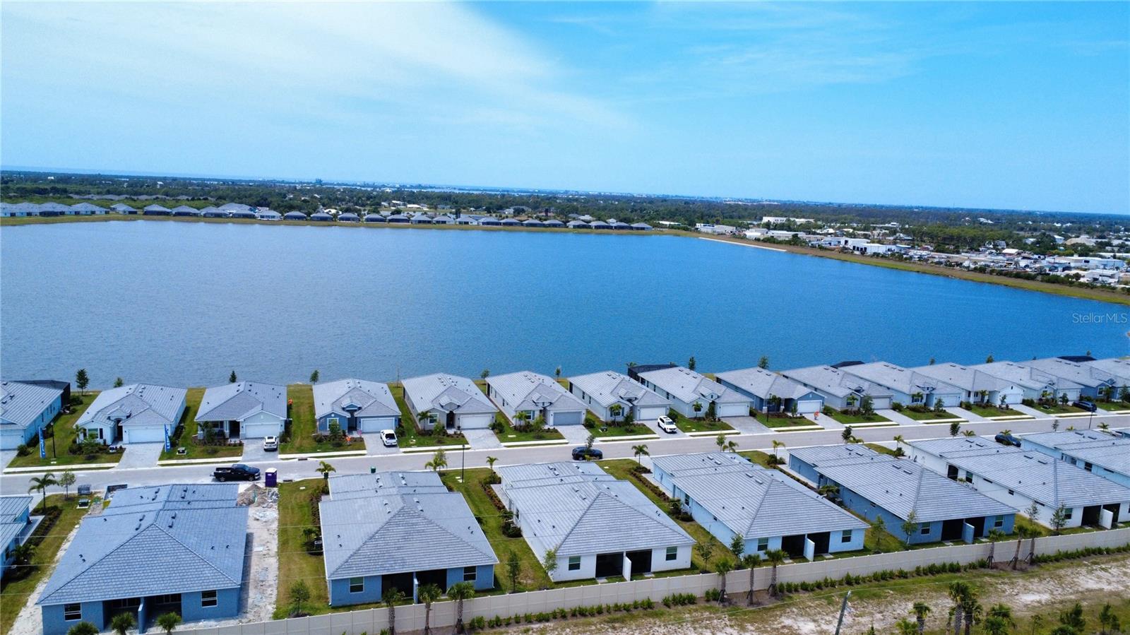 PALM LAKE AT COCO BAY - Residential