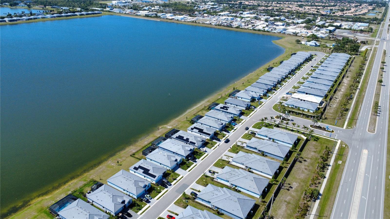 PALM LAKE AT COCO BAY - Residential