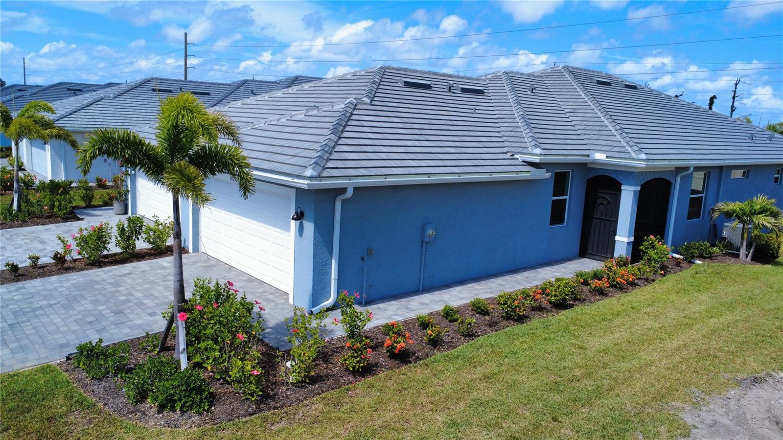 PALM LAKE AT COCO BAY - Residential