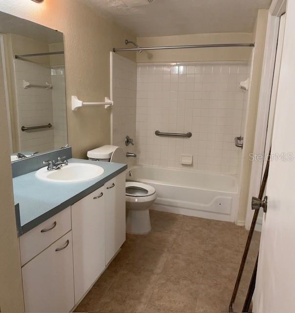 COLUMBIA ARMS CONDO - Residential