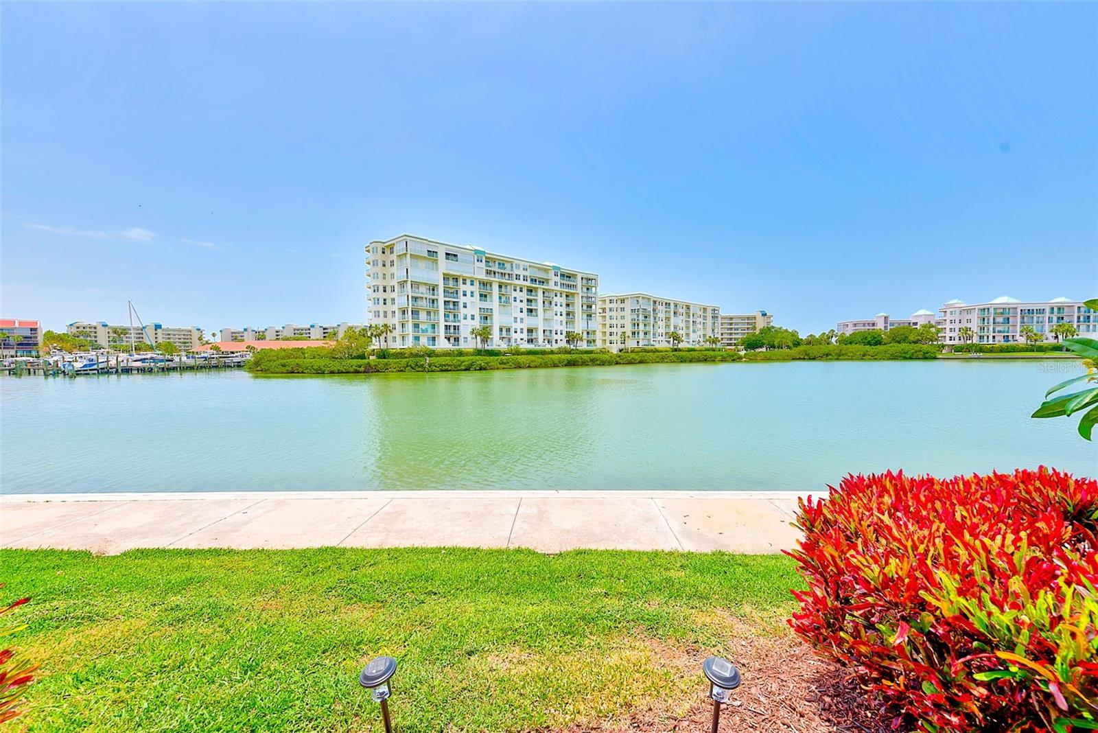 BAY ISLAND GROUP 13 - Residential