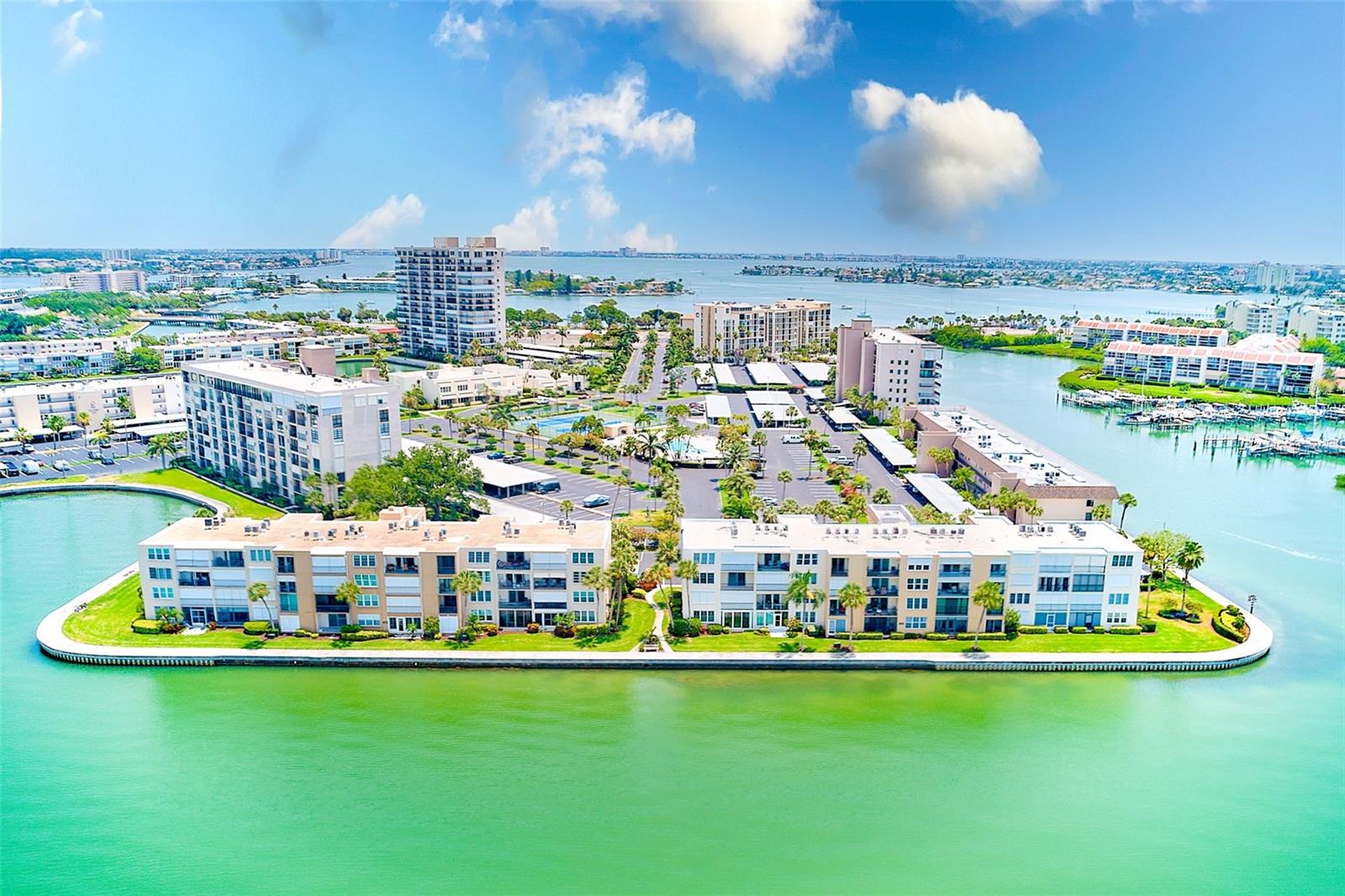 BAY ISLAND GROUP 13 - Residential