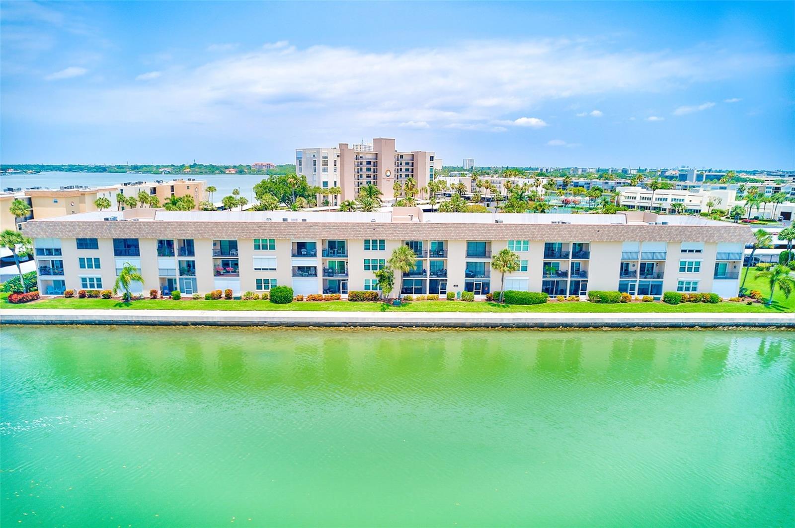 BAY ISLAND GROUP 13 - Residential