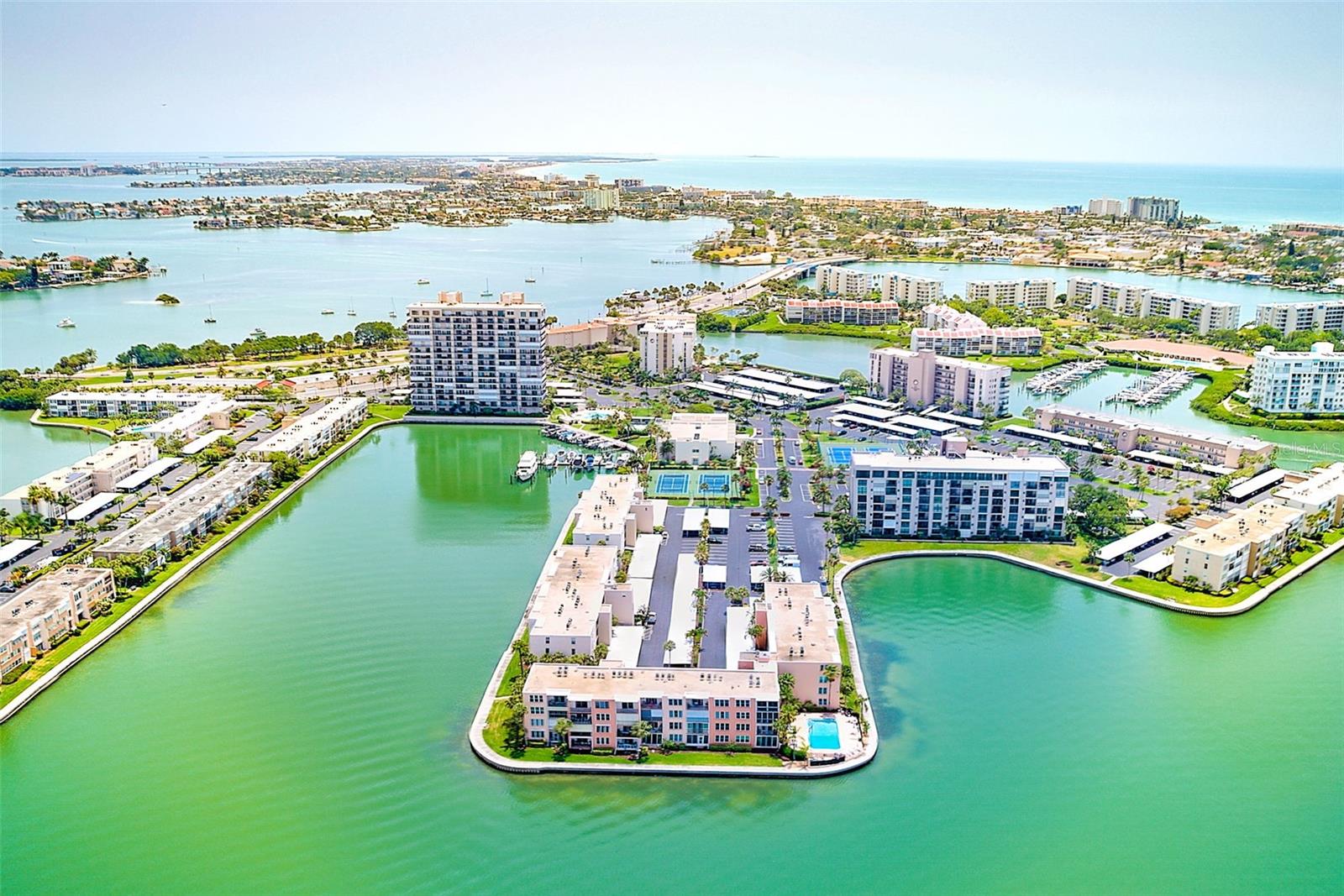 BAY ISLAND GROUP 13 - Residential