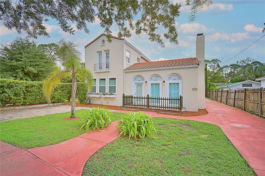 Photo of 1136 Australia Avenue, Daytona Beach, FL 32114 (MLS # V4945965)