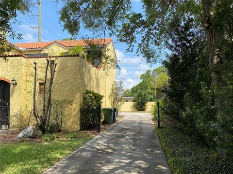 A home in TAMPA