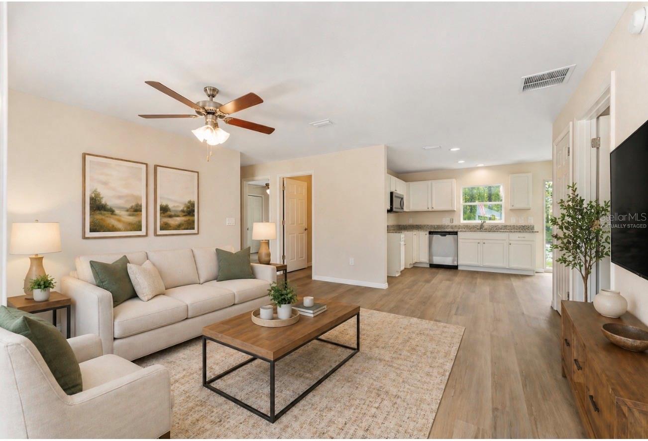RAINBOW LAKES ESTATE - Residential