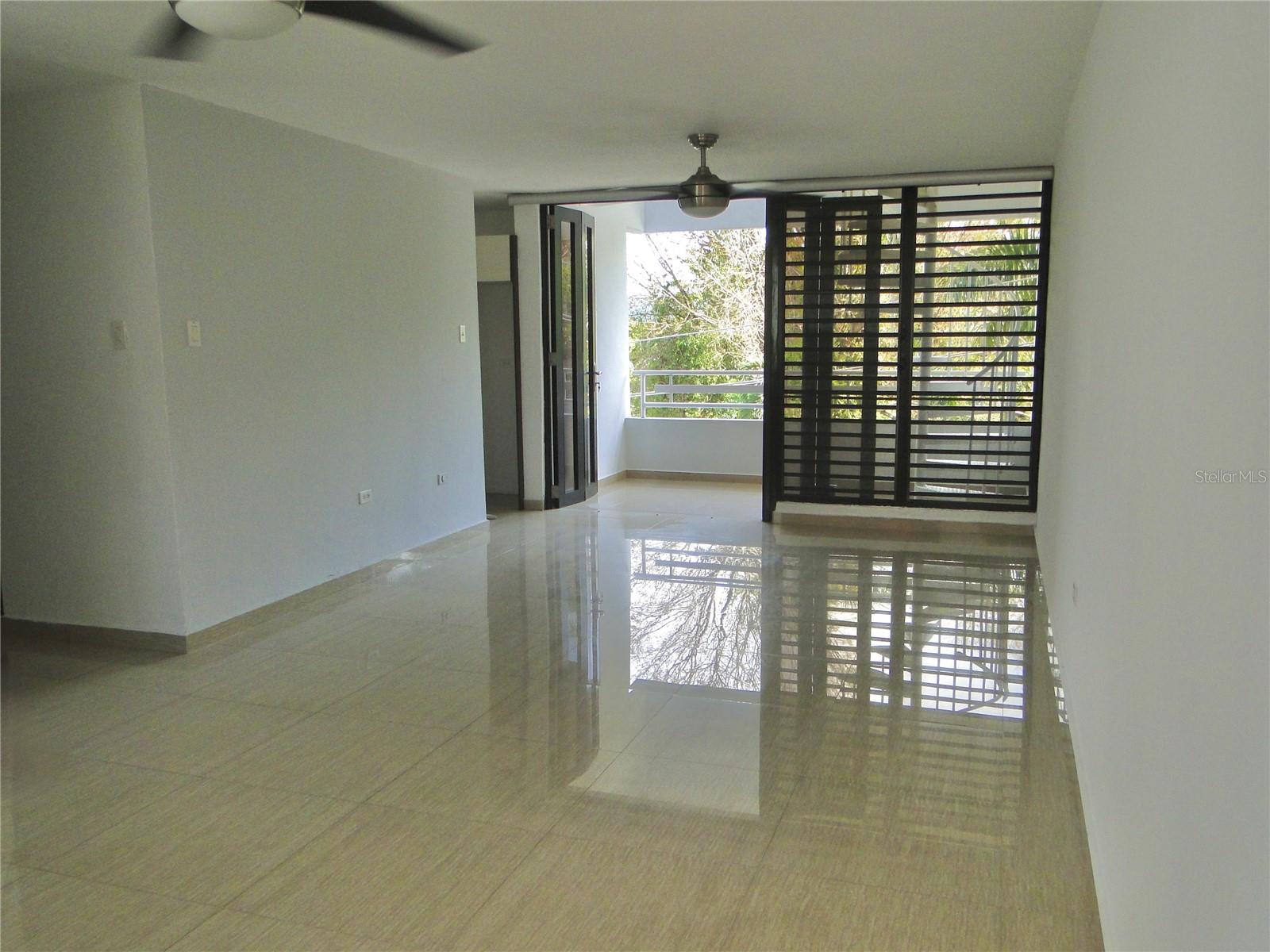 100 Carmen Hills Dr BEVERLY HILLS COURT PH