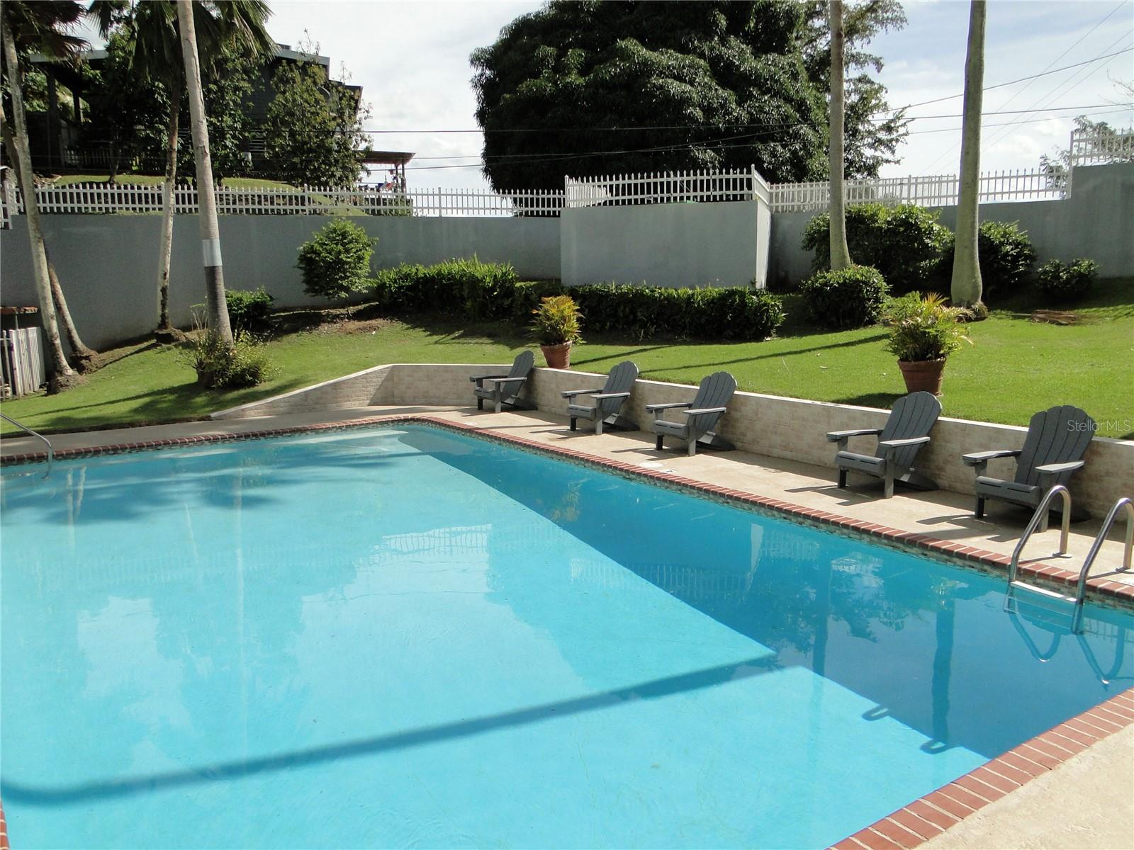 BEVERLY HILLS COURT - Residential
