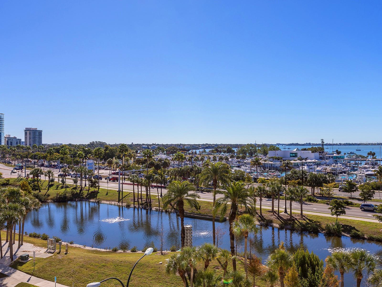 MARINA TOWER - Residential