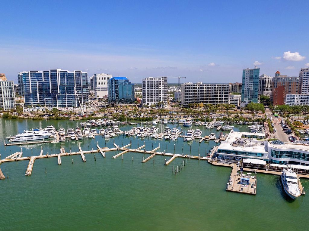 Photo of 1233 N Gulfstream Avenue #401, Sarasota, FL 34236 (MLS # A4654801)