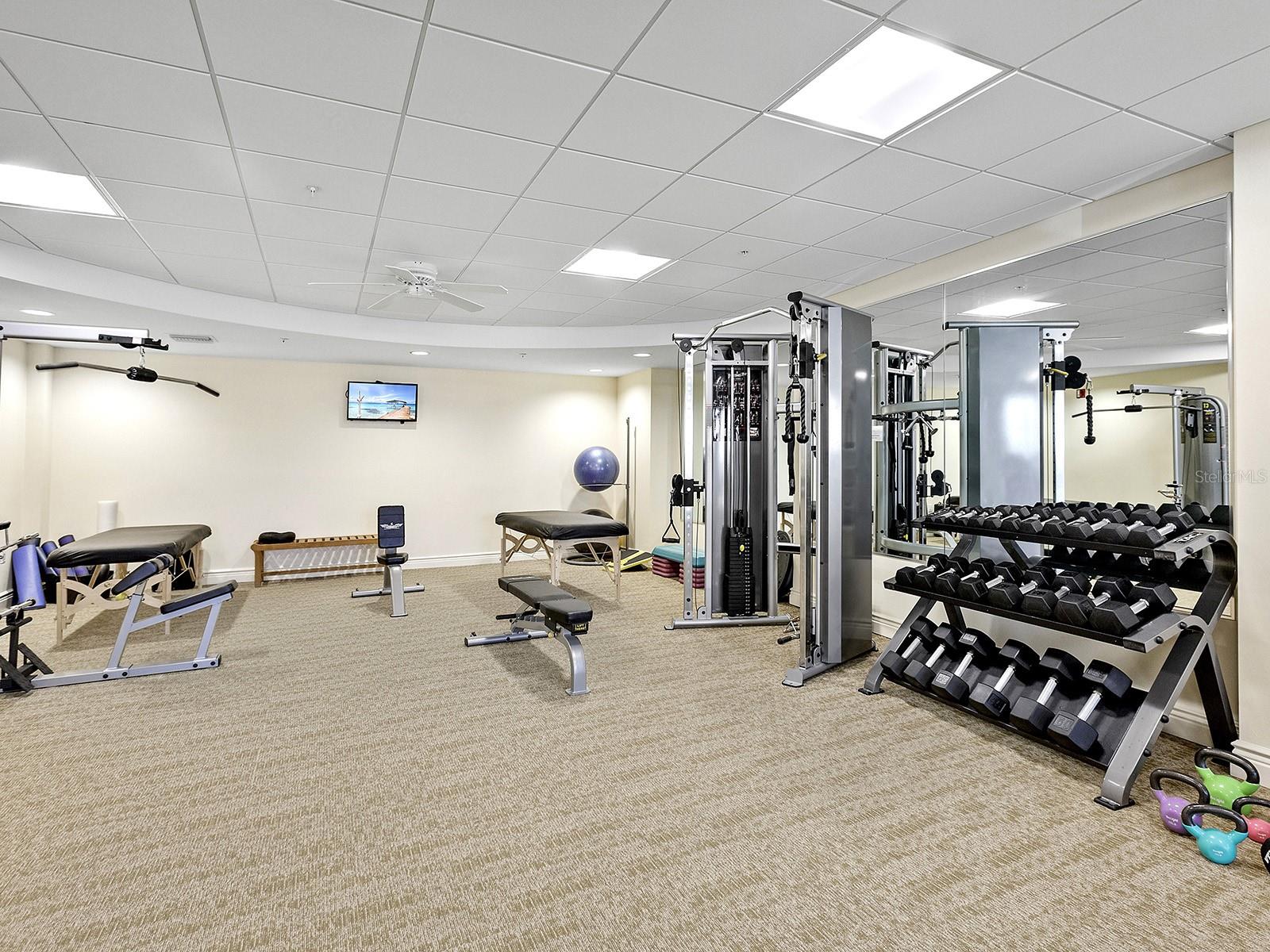 MARINA TOWER - Residential