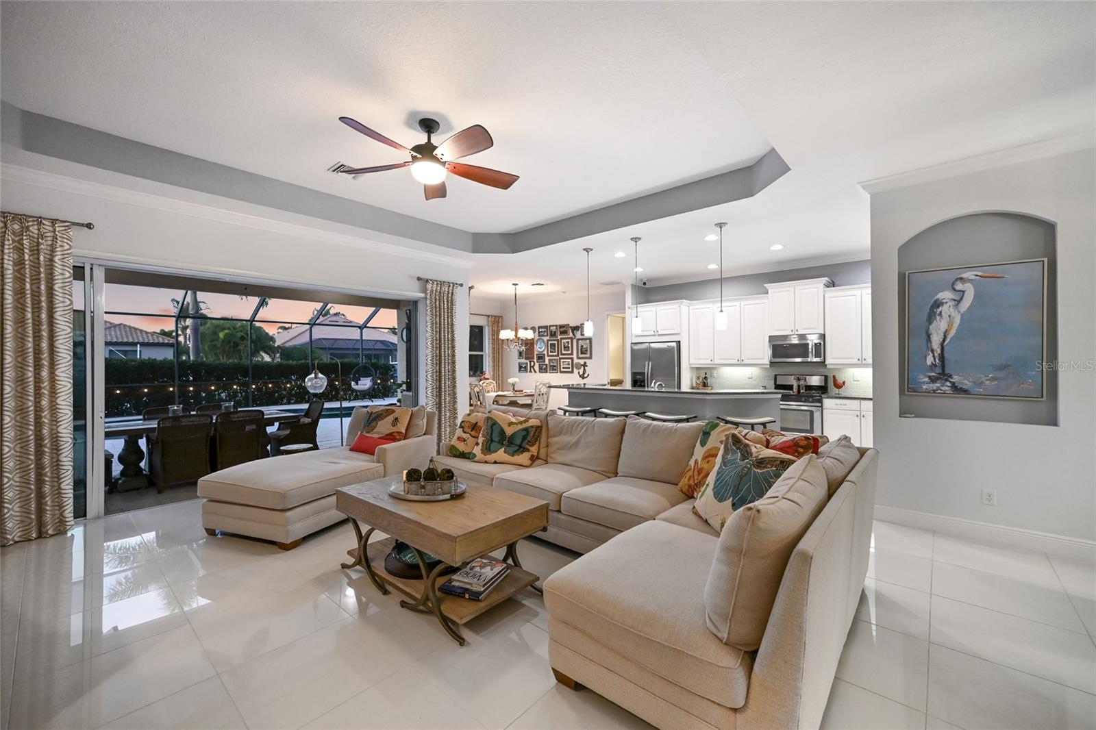 HARBOUR WALK - Residential