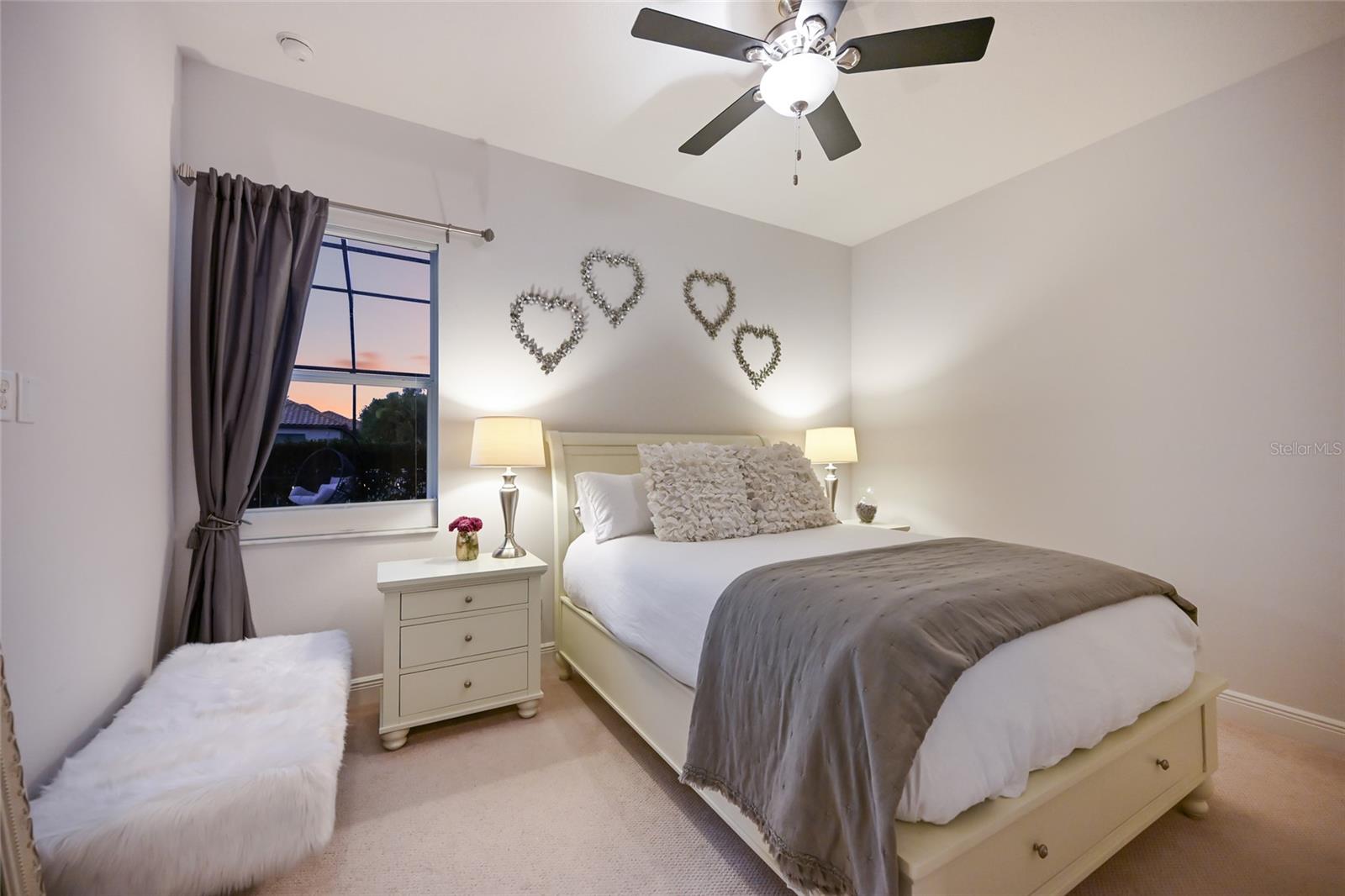 HARBOUR WALK - Residential