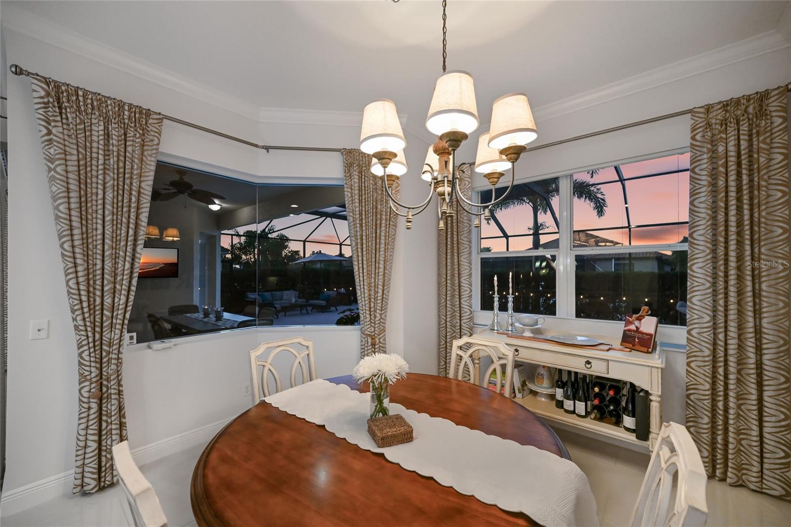 HARBOUR WALK - Residential