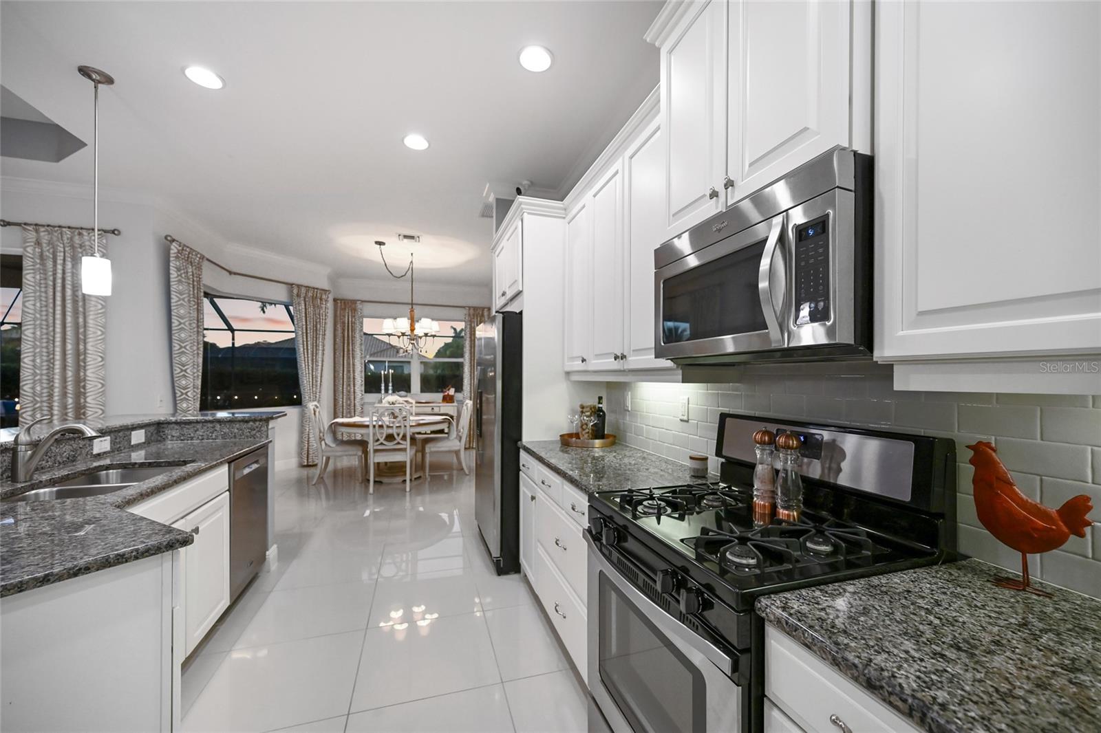 HARBOUR WALK - Residential