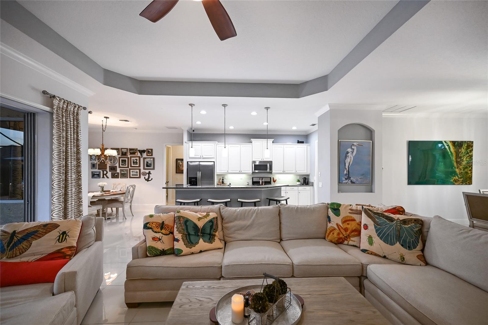 HARBOUR WALK - Residential