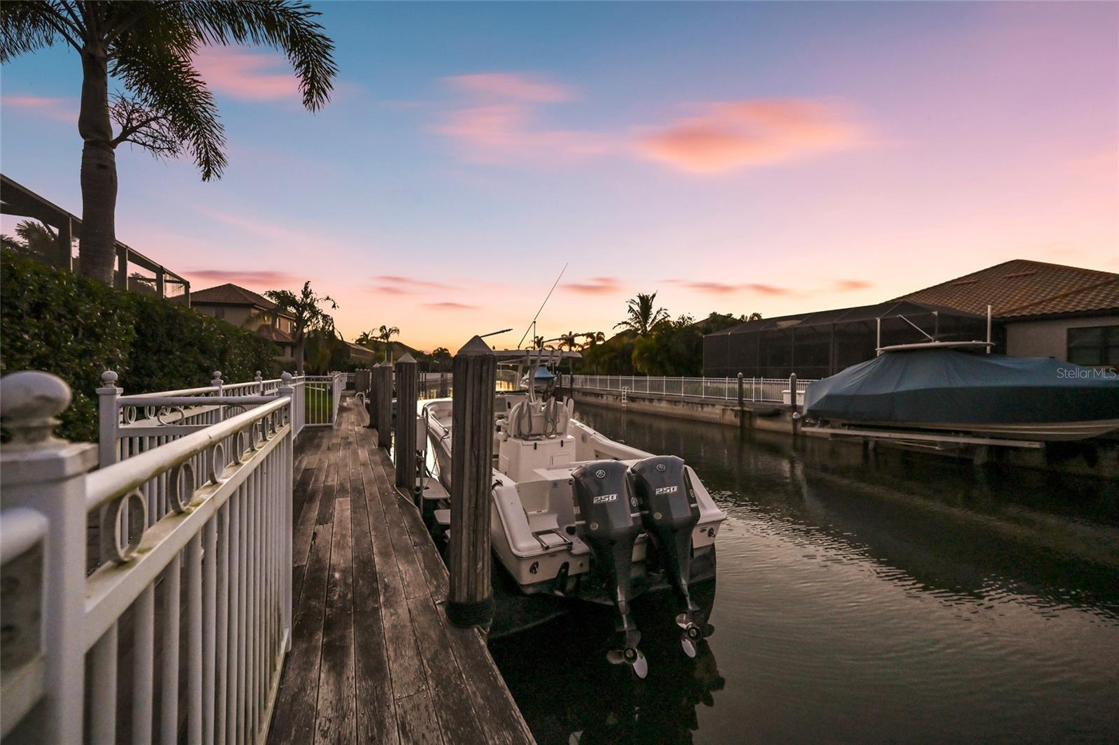 HARBOUR WALK - Residential