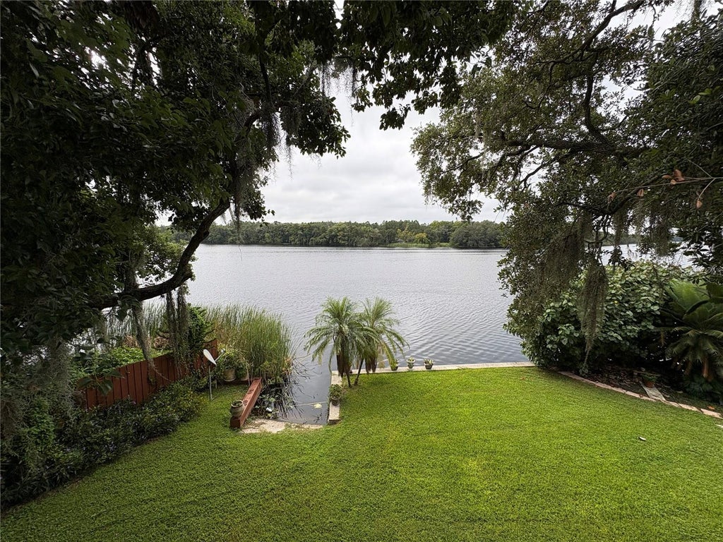 Photo of 4223 E Riverhills Drive, Tampa, FL 33617 (MLS # TB8552469)