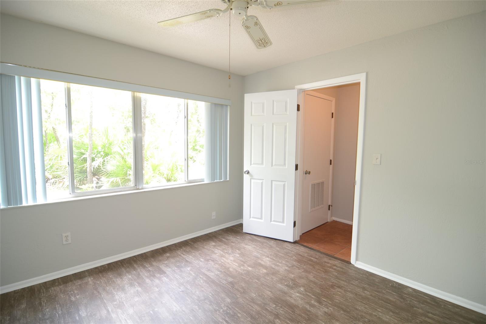 Summer Trees Unit 01 - Residential Lease