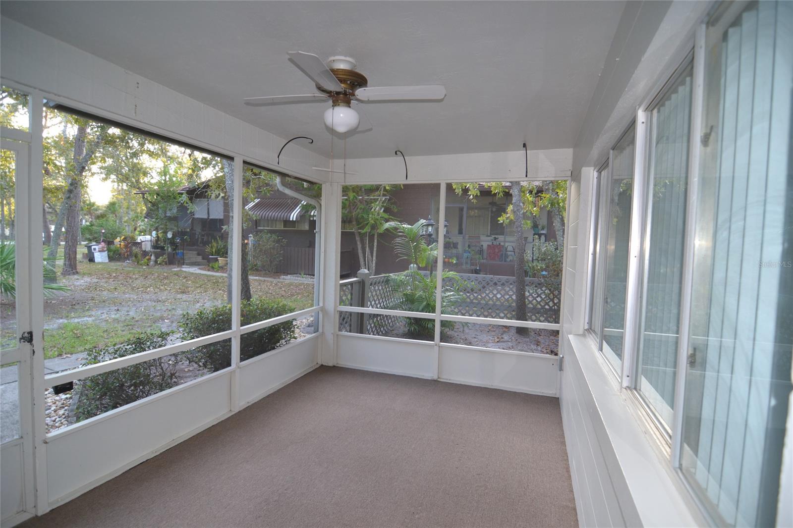 Summer Trees Unit 01 - Residential Lease