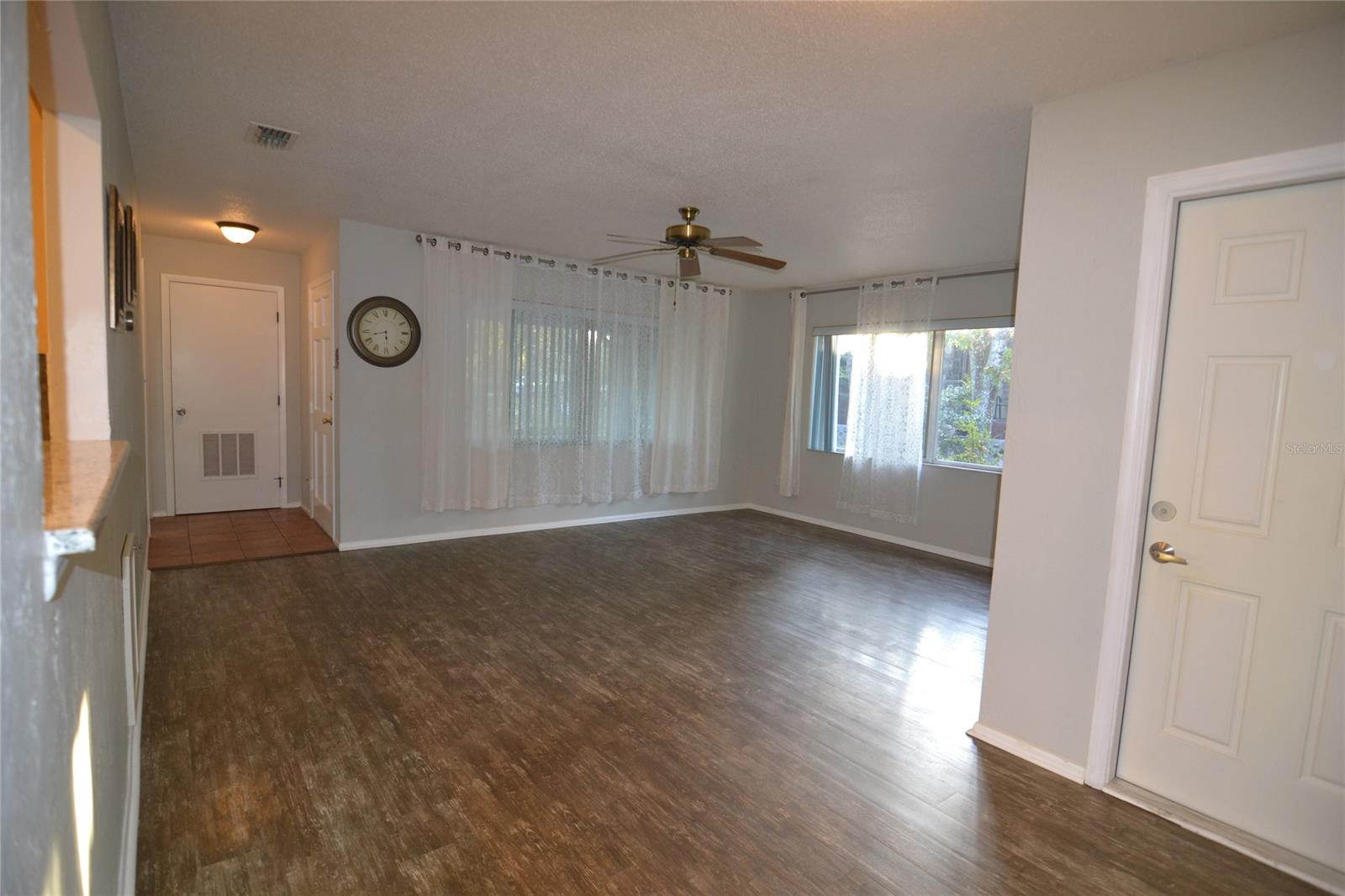 Summer Trees Unit 01 - Residential Lease