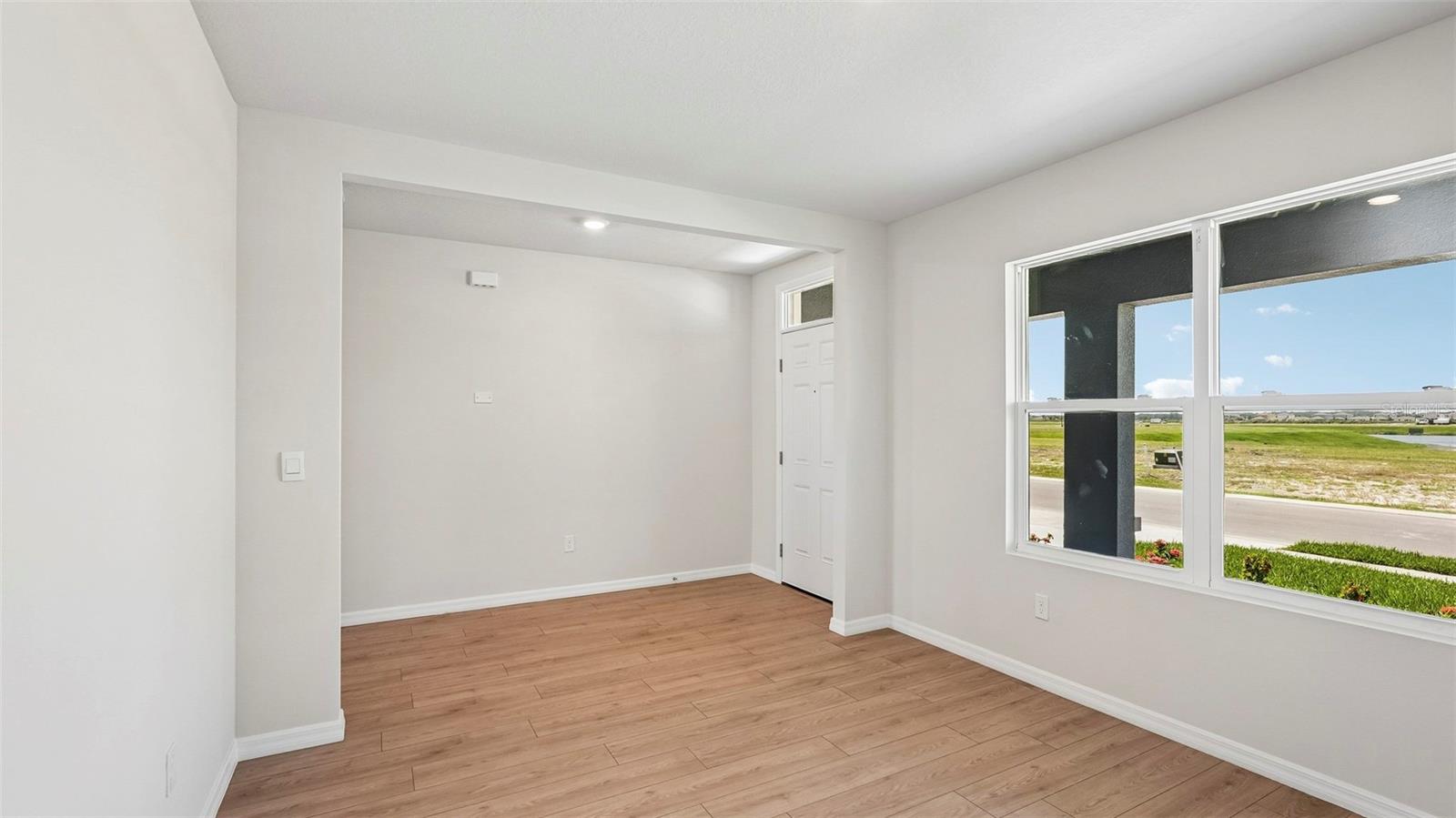 18305 BEEHIVE TERRACE