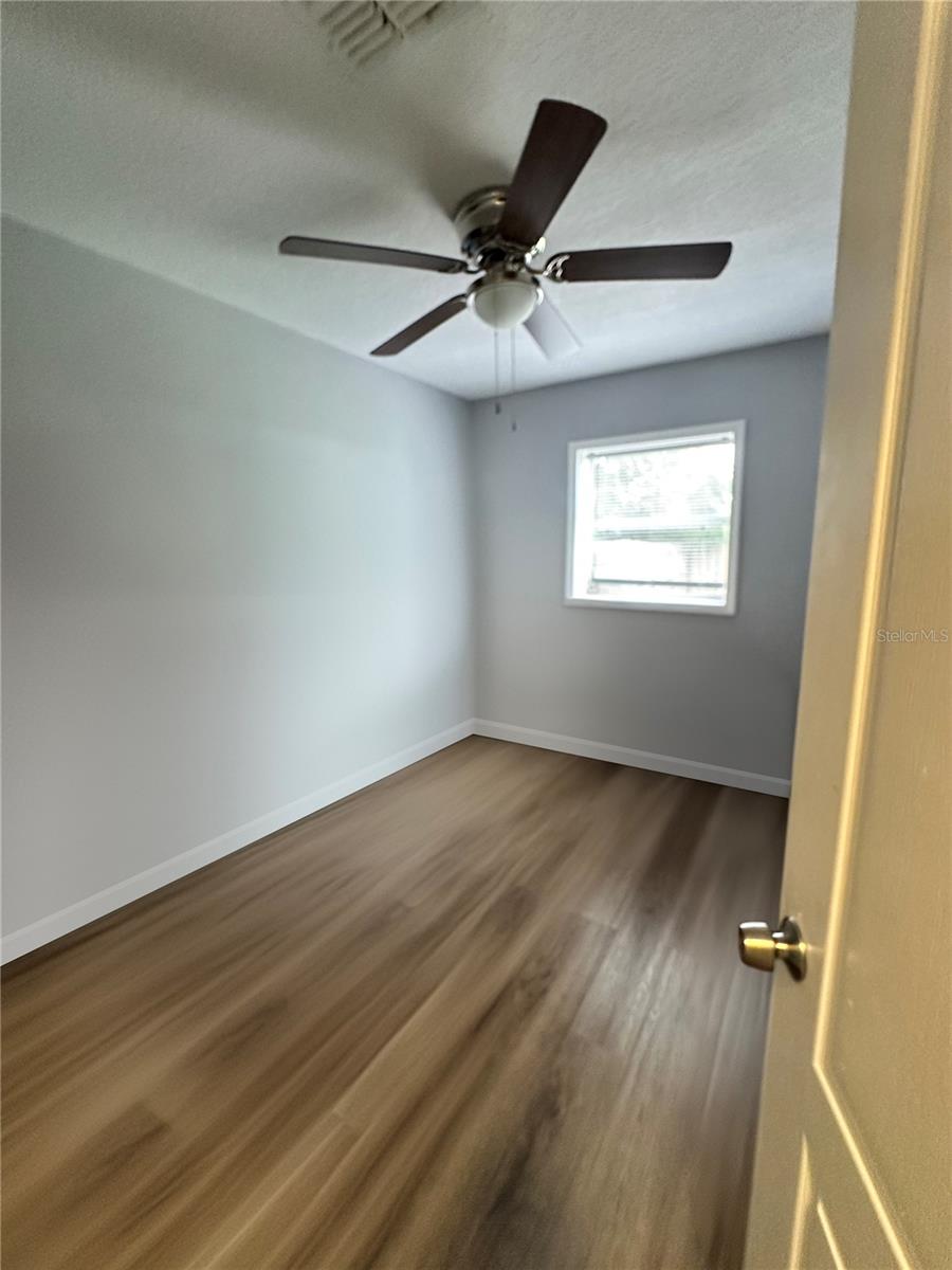 1142 GRAYSON DRIVE