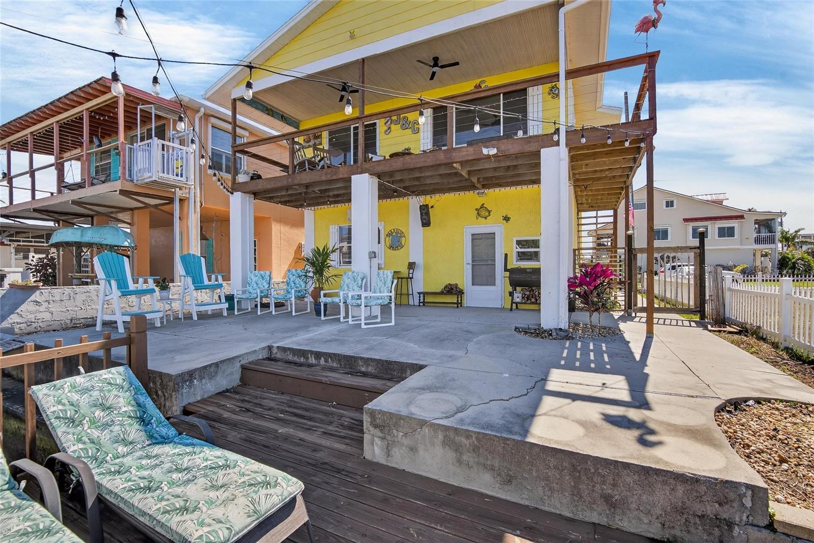 HUDSON BEACH ESTATES - Residential